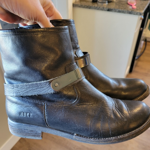 Nubikk genuine leather ankle boots US 9 - Picture 5 of 6